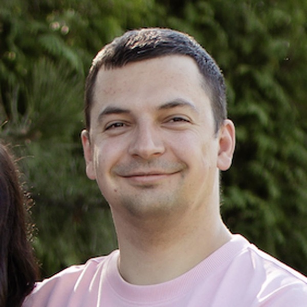 Ruslan Popesku